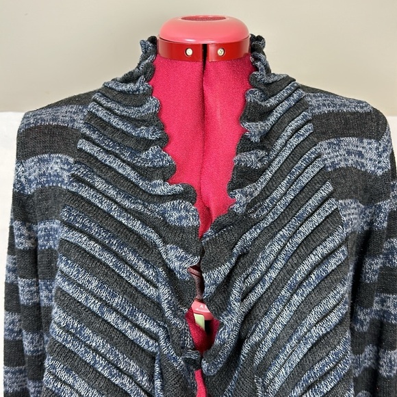 Long sleeve striped high-low cotton sweater - Picture 2 of 5